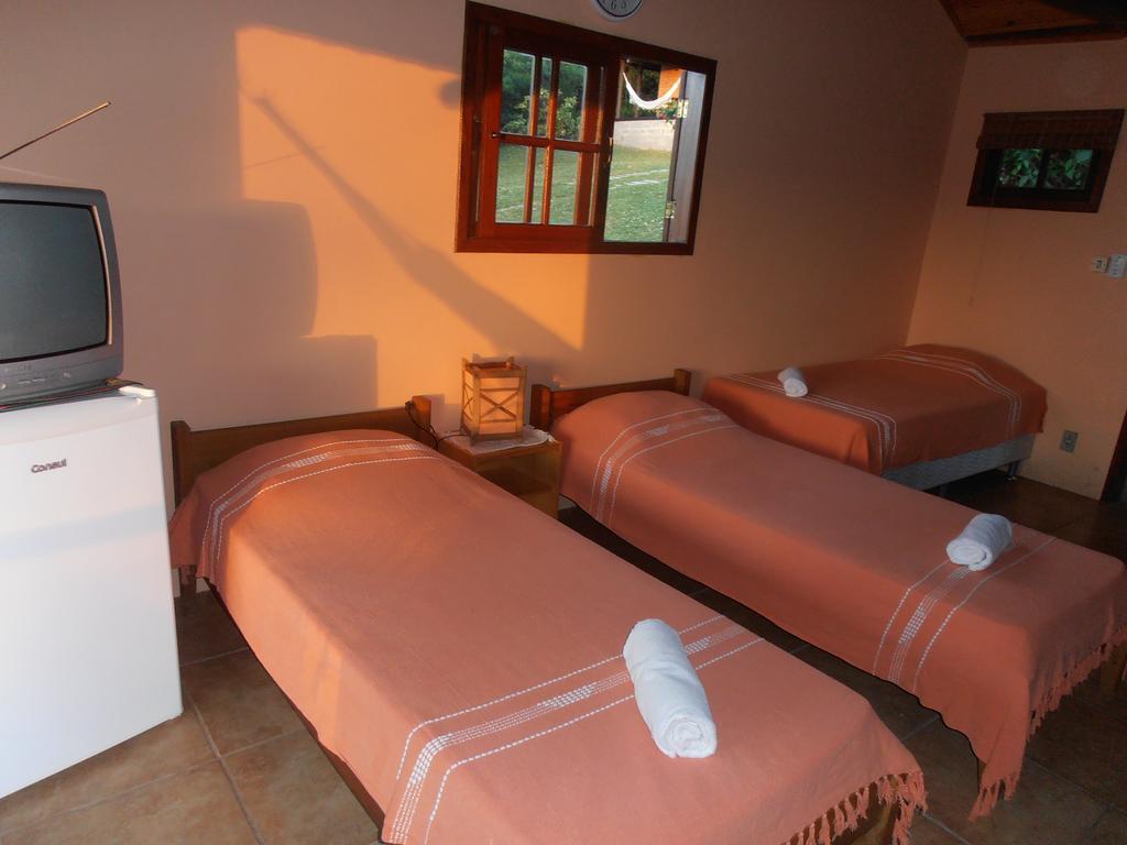 Pousada Rosa & Canela Praia do Rosa Habitación foto